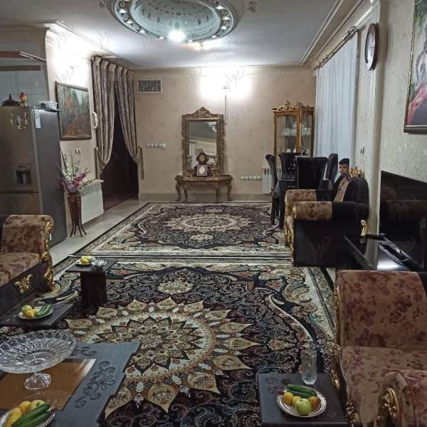آپارتمان ۱۱۰ متری تمیز فرهنگیان