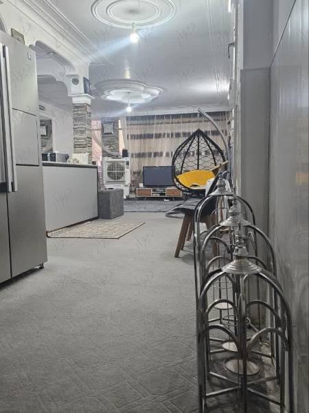 زیر زمین گلخانه ای،غرق نور ،۹۰ متری،جهان بینی