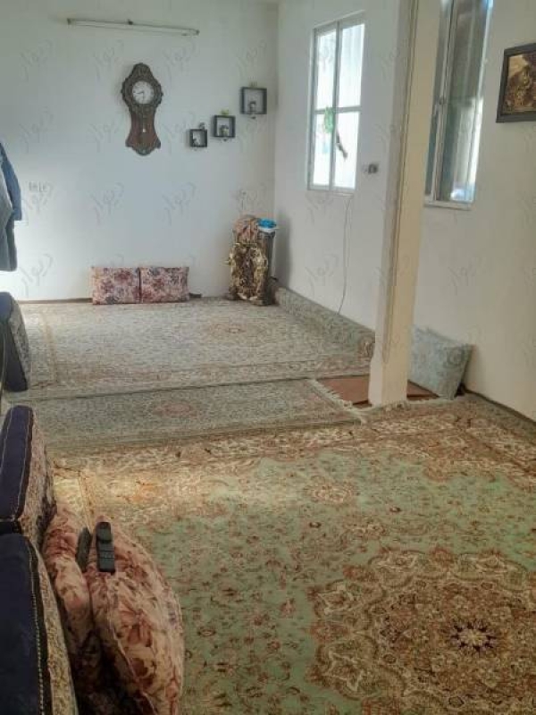 طبقه روی همکف  خیابان تولیدارو