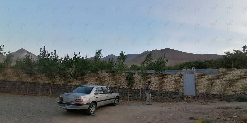 زمین مسکونی ۸۰۰متر برای ویلا