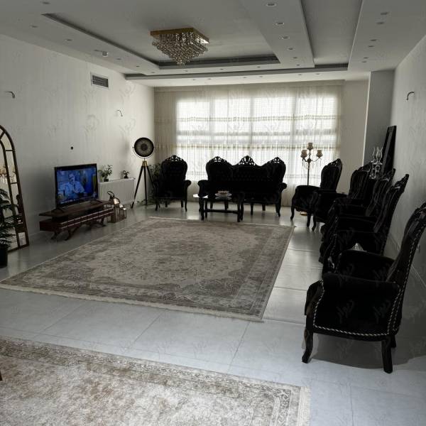                                             واحد ۳ خواب تمیز
                                                                                آپارتمان
                                        در عمار یاسر قم