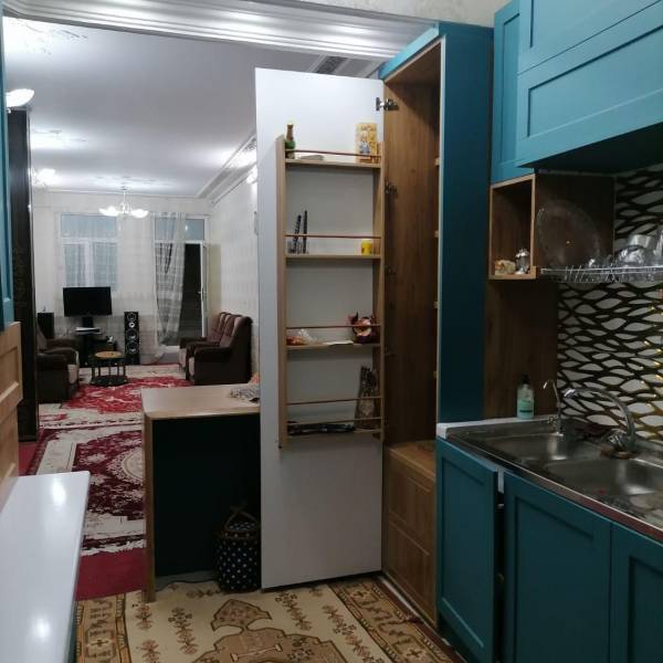 واحد زیرزمین حیاط دار120متر تمیز