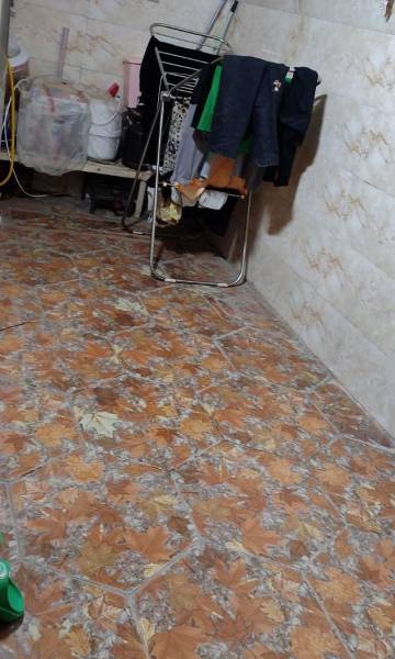ملک ۷۵متر دو خواب بالکن دارد کابینت بندی