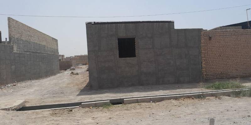خانه نمیه کاره مبارک اباد