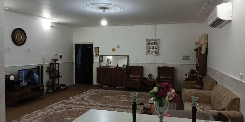 یک طبقه همکف تمیز خیابان سلامت