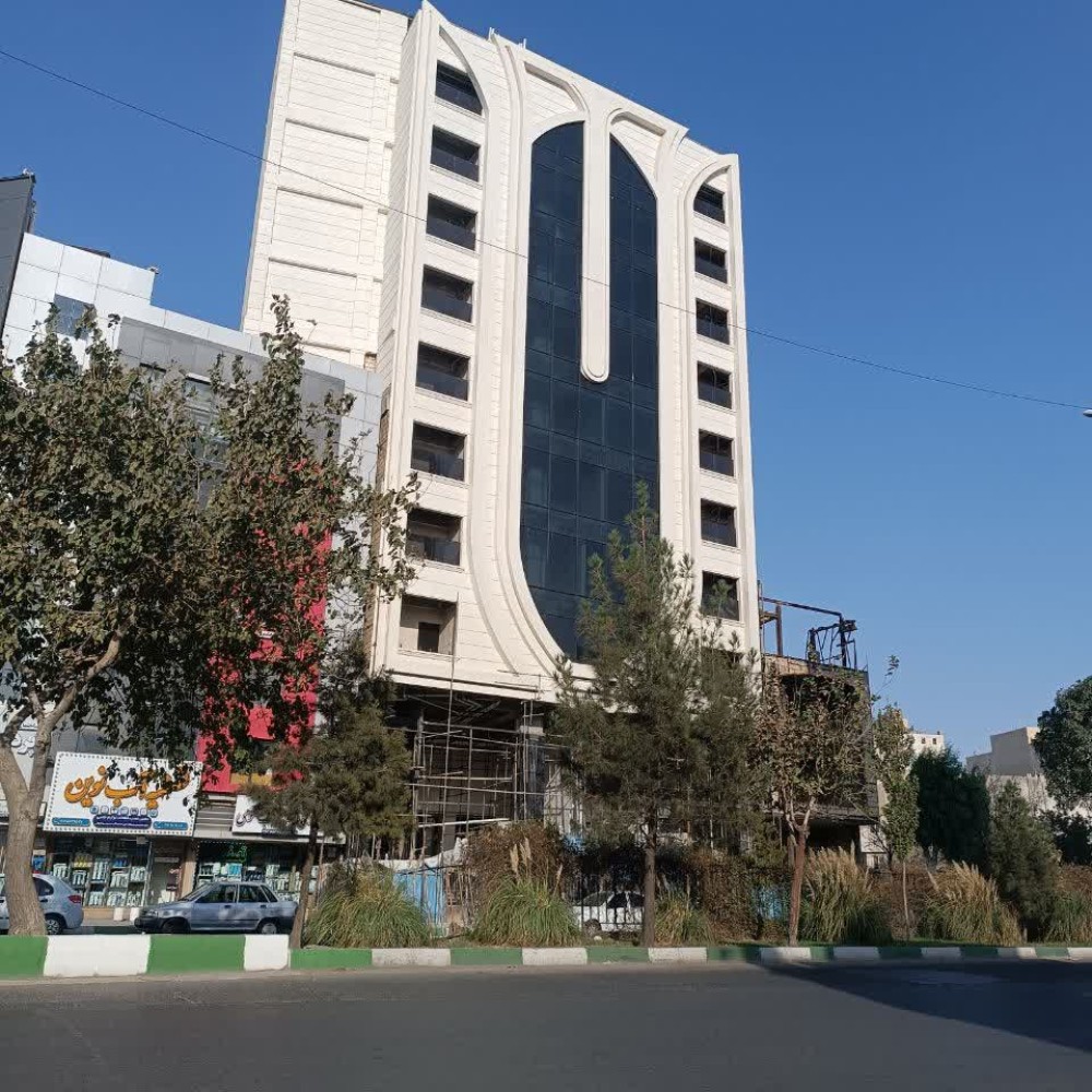                                         آپارتمان
                                        در جمهوری اسلامی (بلوار) قم