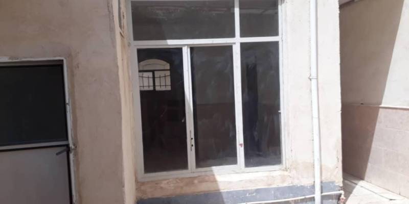 منزل همکف بدون پله حیاط وسط