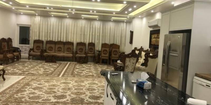                                             فروش آپارتمان 250 متری 3 خوابه در شهرک قدس
                                                                                آپارتمان
                                        در شهرک قدس قم