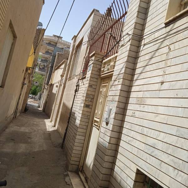                                             خانه ویلایی
                                                                                منزل ویلایی
                                        در دورشهر قم