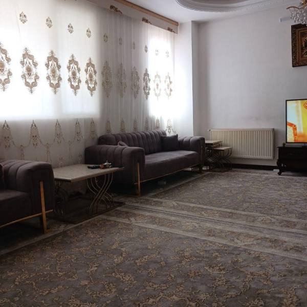                                             تک واحدی  ابتدای لقمان 18
                                                                                آپارتمان
                                        در بنیاد (بلوار کریمی) قم