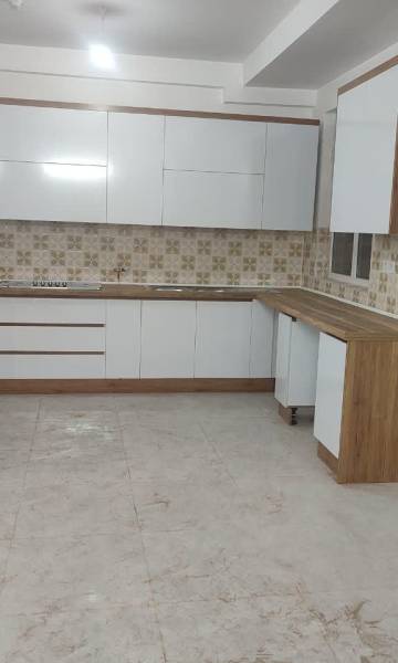                                             اجاره آپارتمان ۱۰۱ متری ۲ خوابه در پردیسان
                                                                                آپارتمان
                                        در پردیسان قم