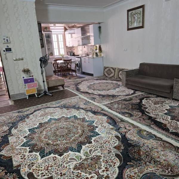                                             خانه ویلایی 2طبقه96 متری 3 خوابه در پلیس
                                                                                منزل ویلایی
                                        در پلیس قم