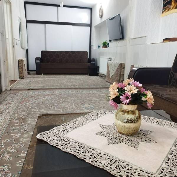                                            خانه ویلایی نزدیک حرم
                                                                                منزل ویلایی
                                        در خاکفرج قم
