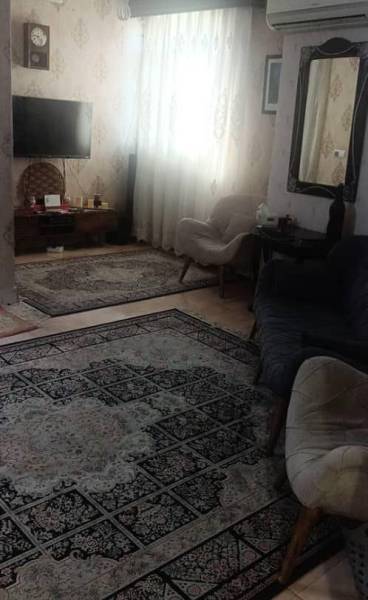                                             واحد نقلی تو بهترین لوکیشن باجک ۳
                                                                                آپارتمان
                                        در  قم