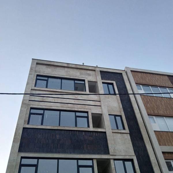                                            کلیدنخوره ۹۰ متر
                                                                                آپارتمان
                                        در  قم