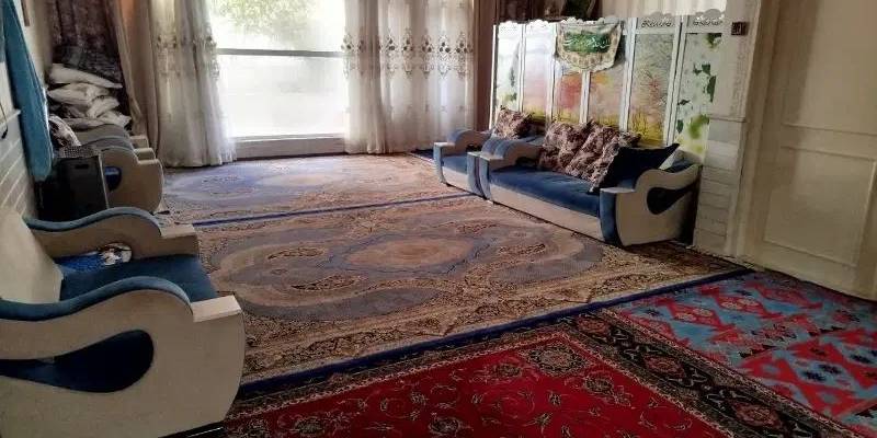                                             فروش‌واحد زیرهمکف_ تخلیه_نورگیر عالی
                                                                                آپارتمان
                                        در شاه سید علی قم