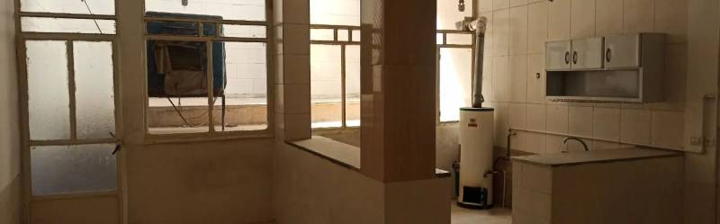                                             فروش منزل مسکونی سه طبقه
                                                                                منزل ویلایی
                                        در کلهری قم