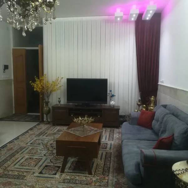                                             ویلایی همکف
                                                                                منزل ویلایی
                                        در لسانی قم