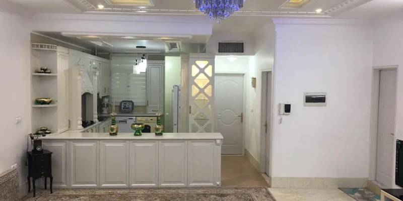 منزل ۲ طبقه واقع در خیابان باقرالعلوم