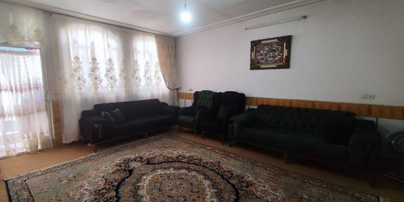                                             فروش خانه ویلایی ۱۴۰ متری ۲ خوابه در شهرقائم
                                                                                منزل ویلایی
                                        در  قم