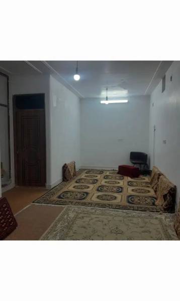                                             منزل ۵۴متری ۳طبقه سنددار
                                                                                منزل ویلایی
                                        در قلعه کامکار قم