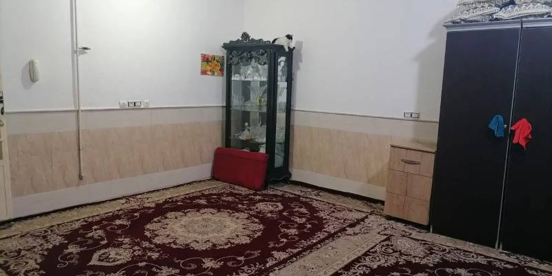 منزل پشت قواره کوچه دومتری