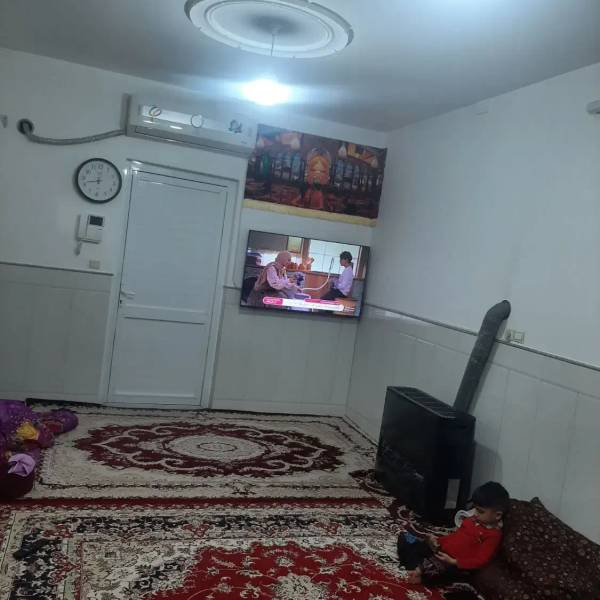                                             خانه فروشی شیخ اباد
                                                                                منزل ویلایی
                                        در  قم