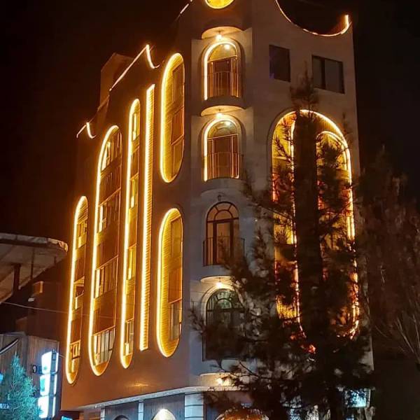 ۱۸۱متردونبش۲۸متربر باپروانه۴طبقه روتجاری