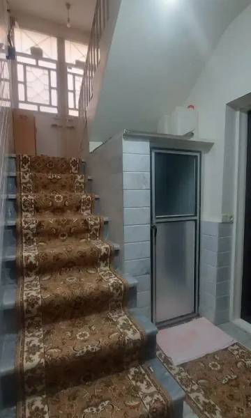                                             خانه ویلایی
                                                                                منزل ویلایی
                                        در  قم