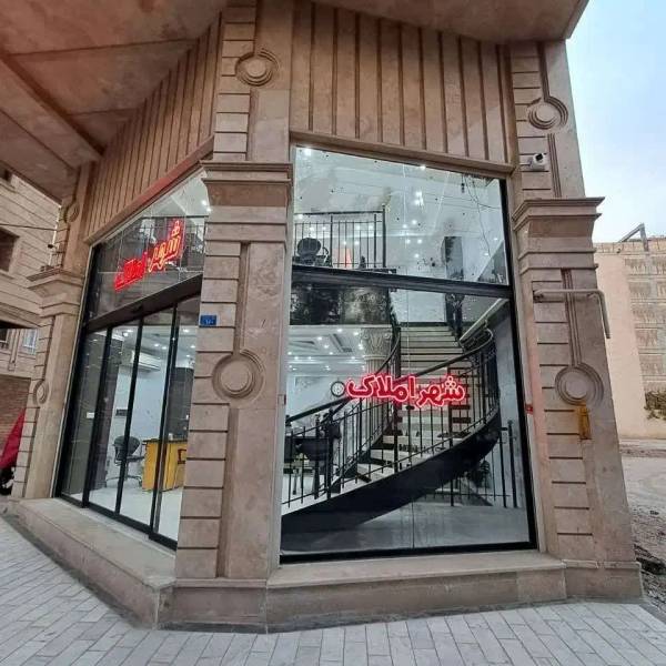 آپارتمان تک واحدی210متری قصری پر از نور عطاران