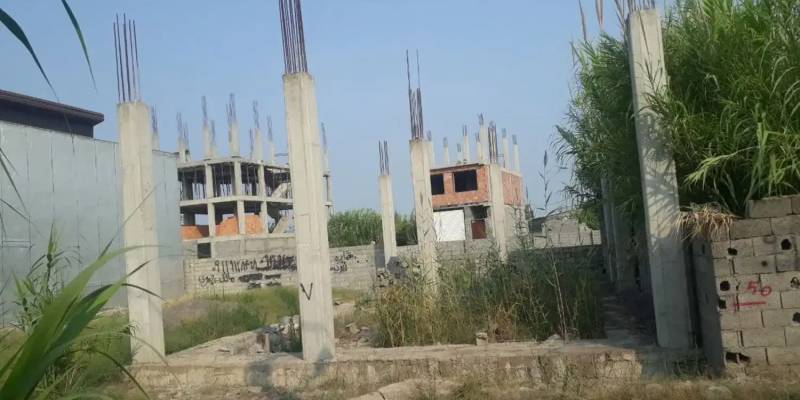                                             فروش زمین نیمه کاره...فوری
                                                                                زمین و باغ
                                        در  بابلسر