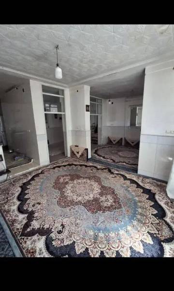                                             ۱۳۰مترویلایی دوطبقه،ویلایی،با۴ میلیاردمالک آن شوید
                                                                                منزل ویلایی
                                        در شاه ابراهیم قم