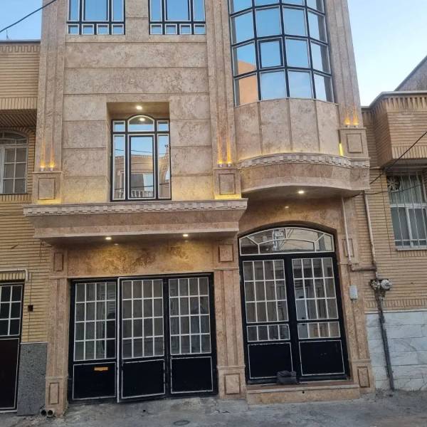                                             خانه ۱۲۰ متری دوبلکس دوطبقه
                                                                                منزل ویلایی
                                        در شهرک امام حسن قم