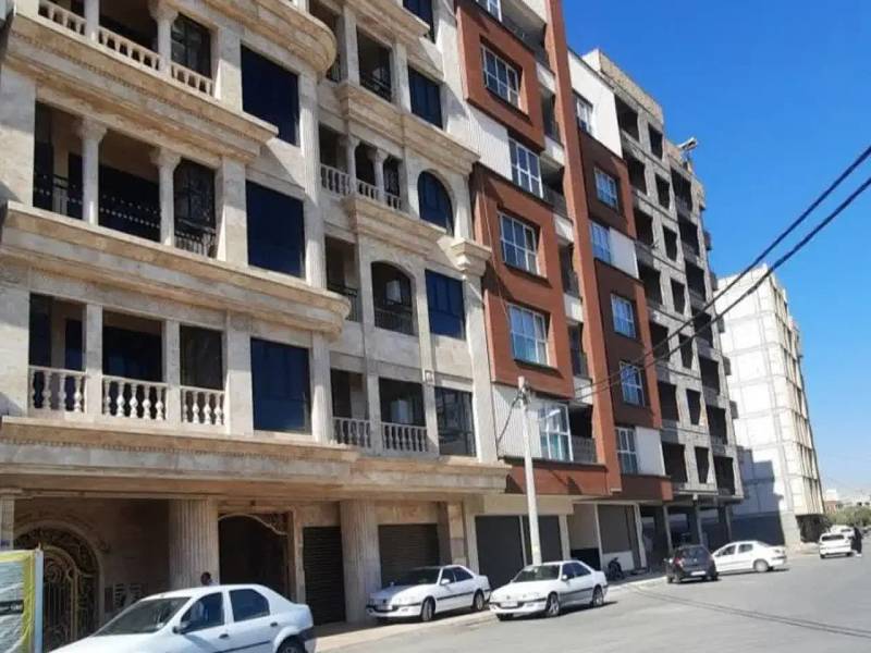                                            واحد 77 متری (فیش)  بهترین لوکیشن عماریاسر
                                                                                آپارتمان
                                        در  قم