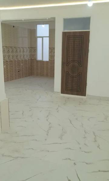                                             ۷۵ متری ۳ طبقه بیست متری مطهری
                                                                                منزل ویلایی
                                        در شاه ابراهیم قم