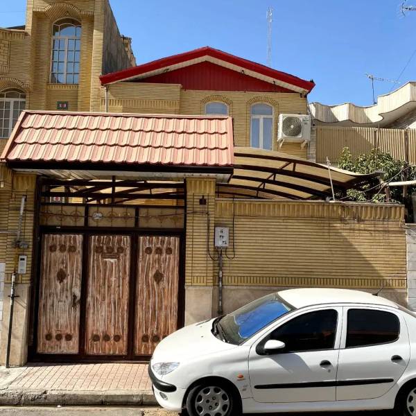                                             خانه ویلایی ۳طبقه امام
                                                                                منزل ویلایی
                                        در ژاندارمها قم