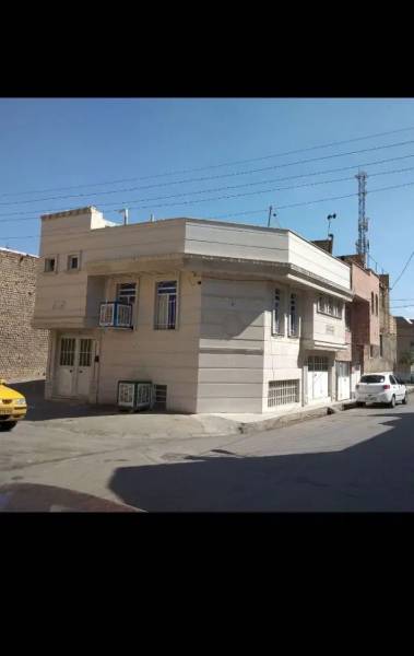                                             فروش خانه دونبش 60متر2طبقه
                                                                                منزل ویلایی
                                        در شهرک فاطمیه قم