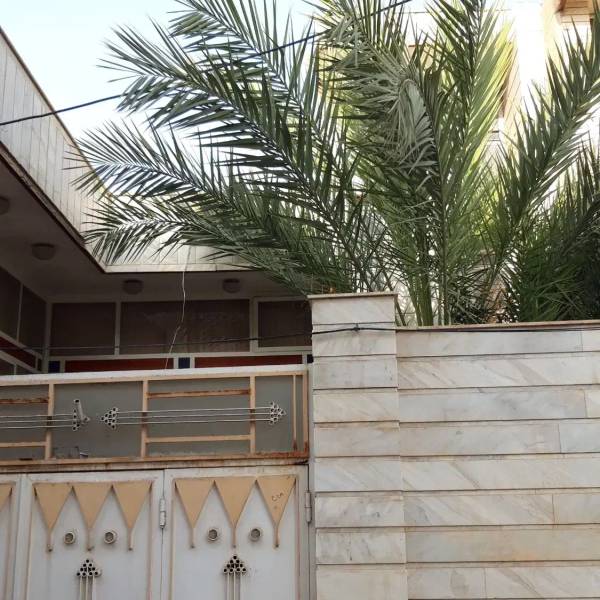                                             منزل مسکونی در ناصردیوان
                                                                                منزل ویلایی
                                        در شاه سید علی قم