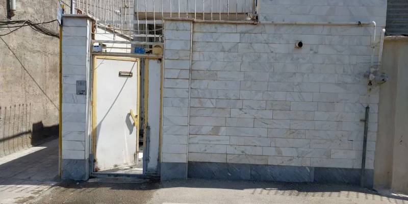                                             باعرض سلام فروش منزل ویلای نقلی
                                                                                منزل ویلایی
                                        در نخودی قم