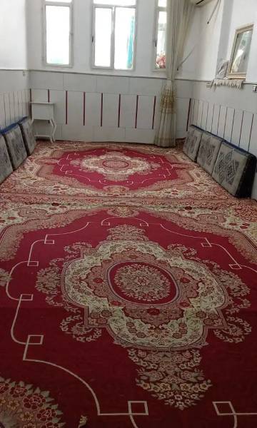                                             خانه ویلایی و شمالی
                                                                                منزل ویلایی
                                        در ولیعصر قم