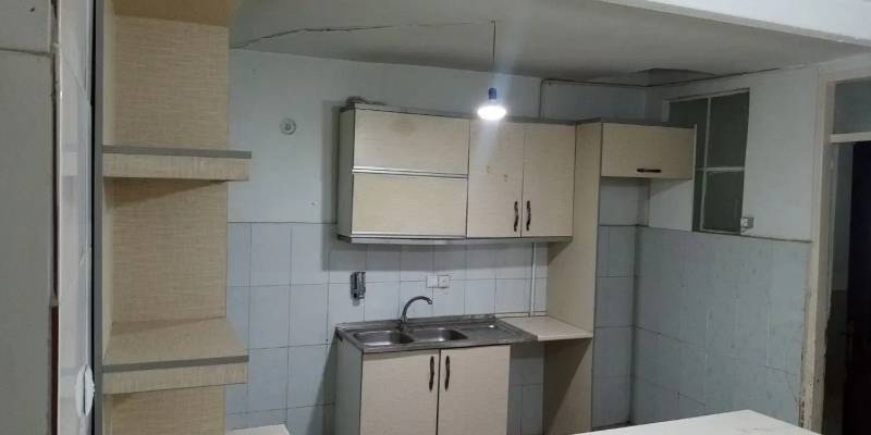                                             خانه پشت قواره  55متری
                                                                                منزل ویلایی
                                        در شهر قائم قم