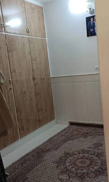                                             منزل ویلایی  خیابان هفت تیر
                                                                                منزل ویلایی
                                        در لسانی قم