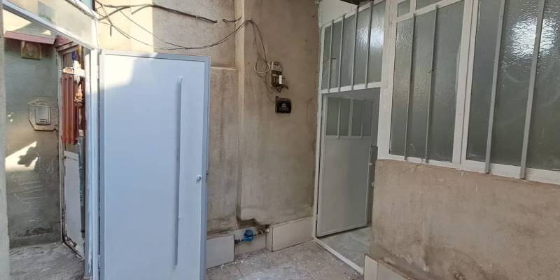                                             فروش خانه 54 متری عروسک داخل کوچه 2 متری
                                                                                منزل ویلایی
                                        در ولیعصر قم