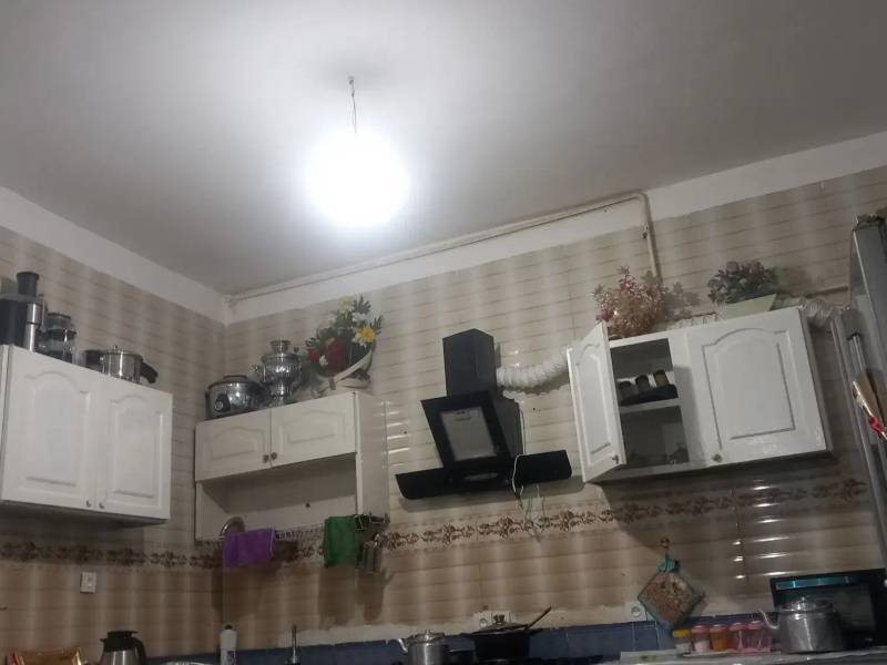                                             فروش خانه پشت قواره کوچ 2متری
                                                                                منزل ویلایی
                                        در ولیعصر قم