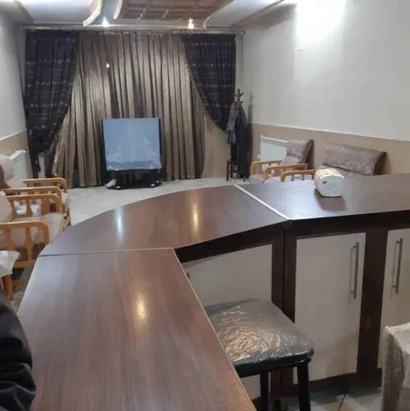                                             منزل فروشی با پارکینگ و قیمت مناسب
                                                                                آپارتمان
                                        در خاکفرج قم