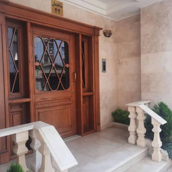                                             آپارتمان 190متری نوساز
                                                                                آپارتمان
                                        در  بابلسر