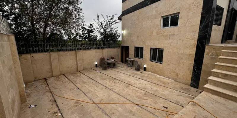                                             ویلا چمستان
                                                                                منزل ویلایی
                                        در آزادگان قم