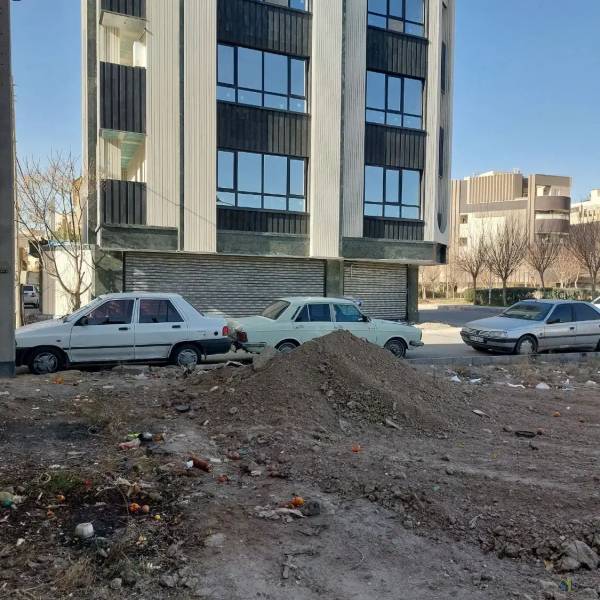                                             فروش زمین مسکونی
                                                                                زمین و باغ
                                        در دانش قم