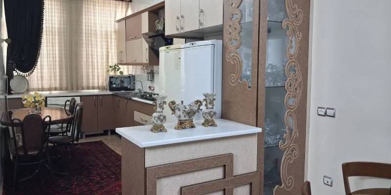                                             خانه ویلایی در بلوار نواب ۱۶ متری میلاد
                                                                                منزل ویلایی
                                        در هفت تیر قم