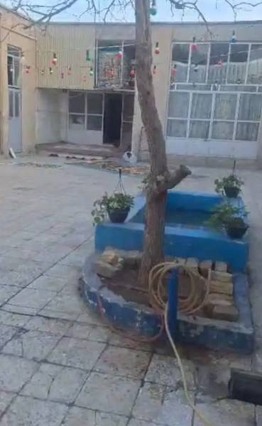 ملک روبروی شرکت گاز